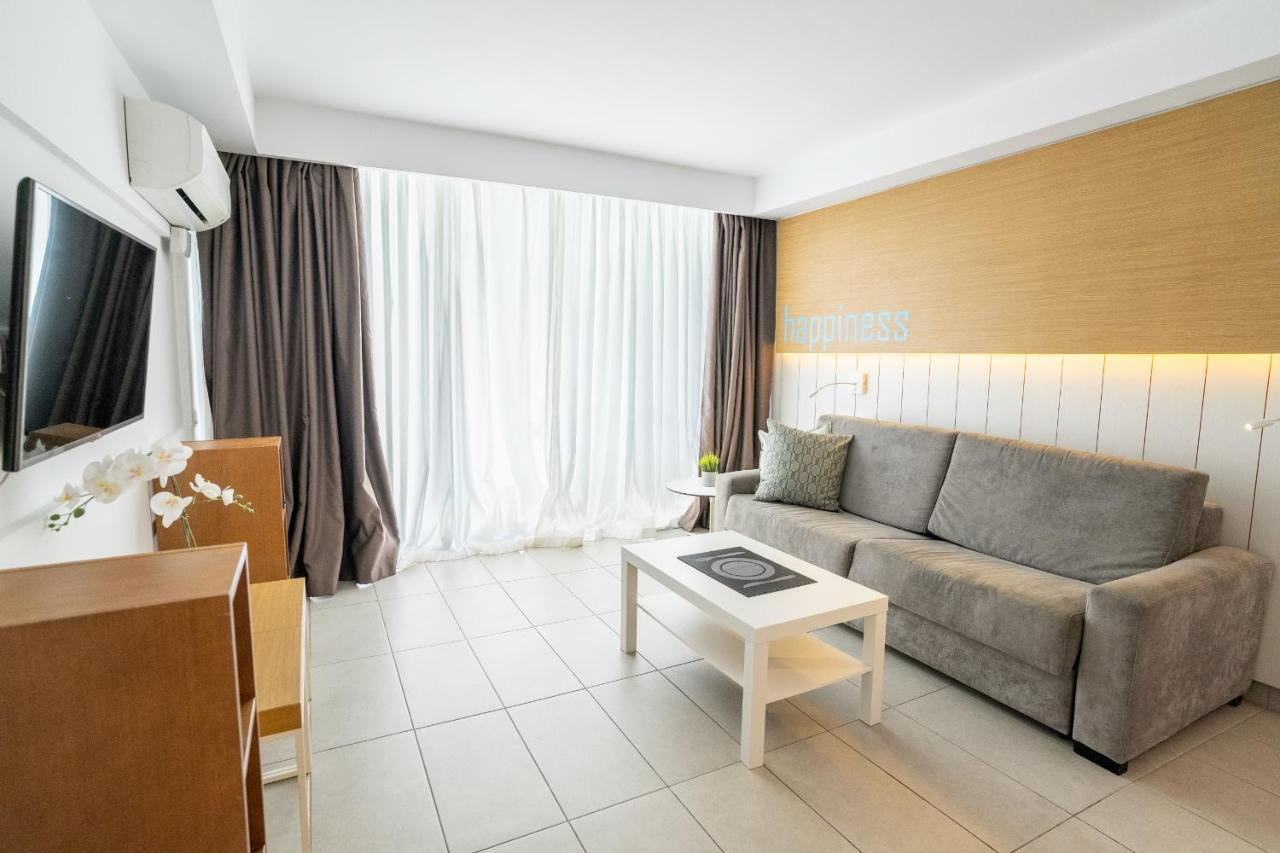 Apartamentos Vacacionales Broncemar San Bartolomé Luaran gambar